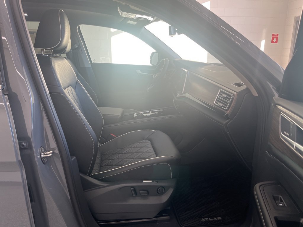 New 2026 Volkswagen Atlas SEL Premium R-Line AWD/4WD image 48