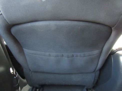 Used 2020 Nissan Pathfinder SV image 26