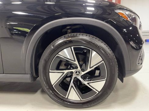 Certified 2024 Mercedes-Benz GLC 300 4MATIC image 16