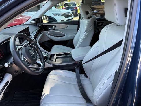 Used 2025 Acura MDX SH-AWD w/ Technology Package image 11