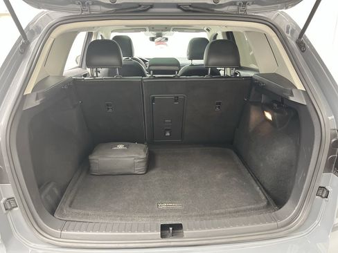 Used 2022 Volkswagen Taos SEL image 31