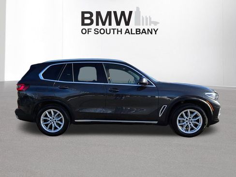Used 2021 BMW X5 xDrive40i w/ Convenience Package image 3