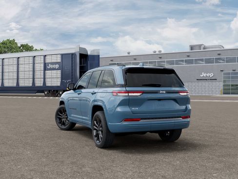 New 2026 Jeep Grand Cherokee Limited AWD/4WD image 3