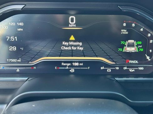 Used 2024 GMC Sierra 2500 AT4 w/ Technology Package image 23