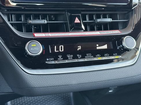 New 2026 Toyota Corolla SE FWD image 18