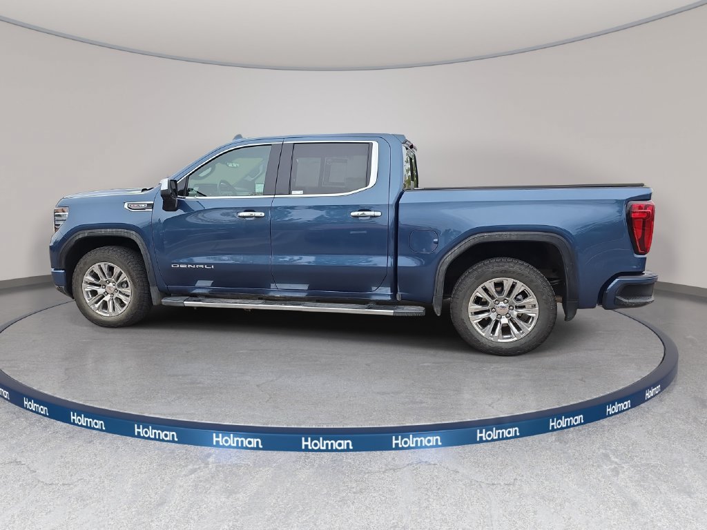 Used 2025 GMC Sierra 1500 Denali w/ Technology Package AWD/4WD image 9