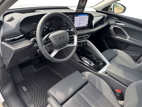 New 2025 Audi Q5 Premium Plus image 4