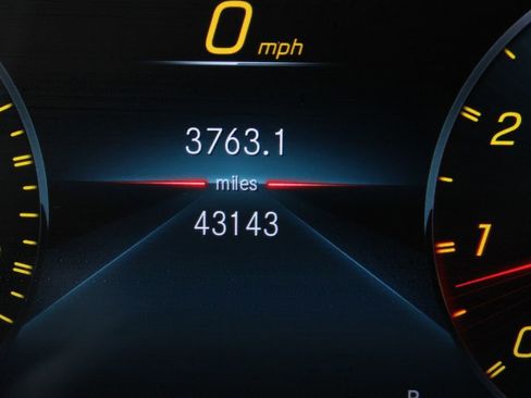 Used 2020 Mercedes-Benz CLA 35 AMG 4MATIC image 28