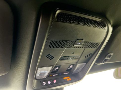 Used 2020 Cadillac XT5 Sportv image 22