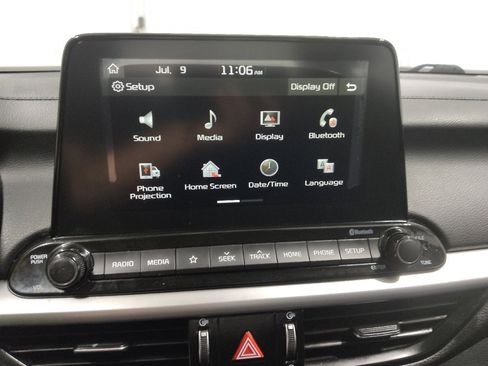 Used 2020 Kia Forte LXS FWD image 25