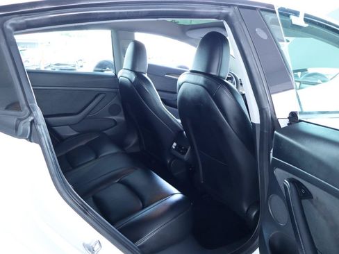 Used 2023 Tesla Model 3 Standard Range RWD image 32