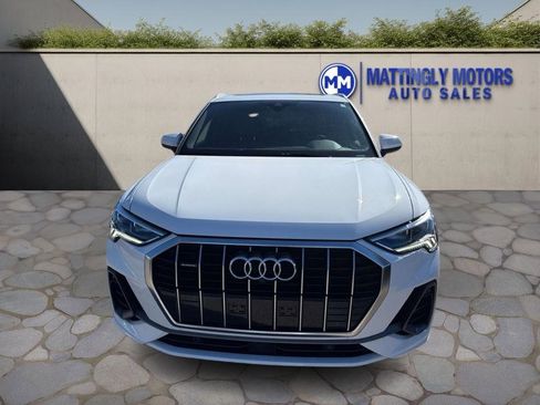 Used 2022 Audi Q3 2.0T Premium Plus image 2