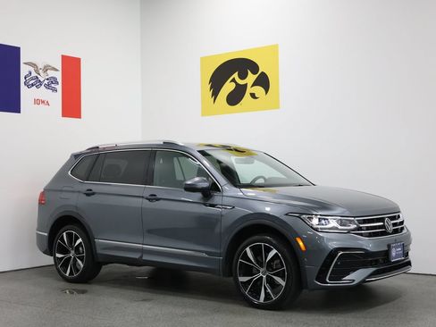 Used 2024 Volkswagen Tiguan SEL R-Line AWD/4WD image 1