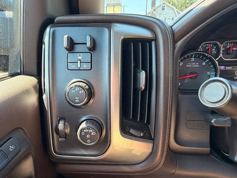 Used 2015 Chevrolet Silverado 2500 LTZ w/ LTZ Plus Package AWD/4WD image 21