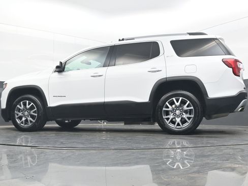 Used 2023 GMC Acadia SLT image 28