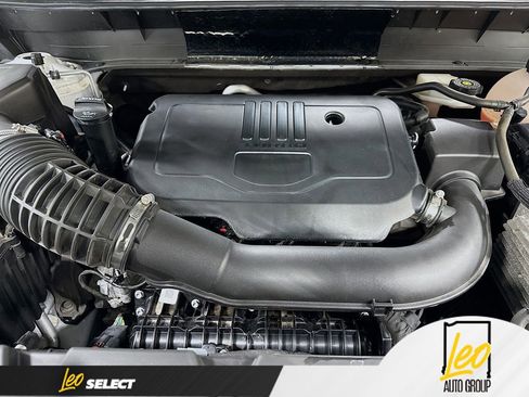 Used 2023 GMC Acadia SLE AWD/4WD image 29