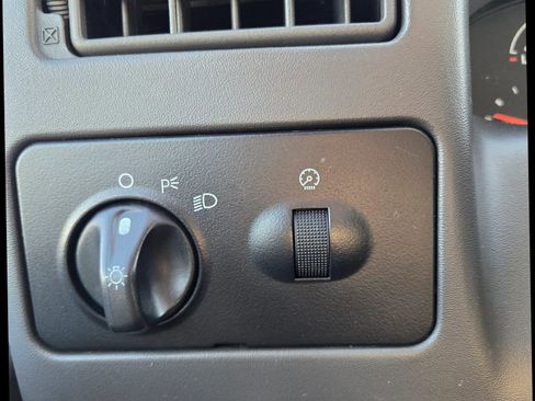 Used 2003 Ford F350 XL image 27