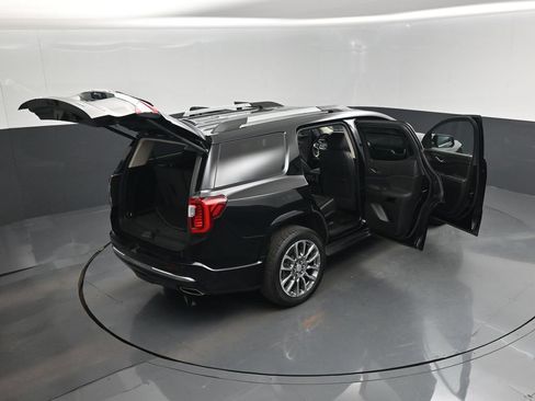 Used 2022 GMC Acadia Denali w/ Denali Ultimate Package AWD/4WD image 29