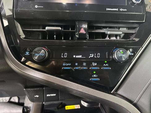 Used 2022 Toyota Camry XSE w/ Carpet Mat Package (TMS) FWD image 21