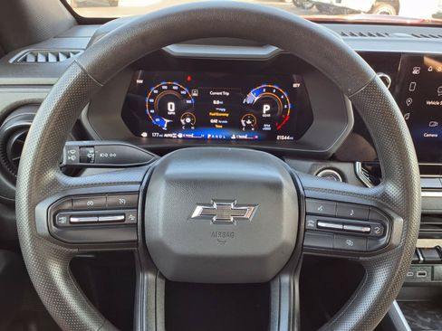 Used 2024 Chevrolet Colorado Trail Boss w/ Technology Package AWD/4WD image 12
