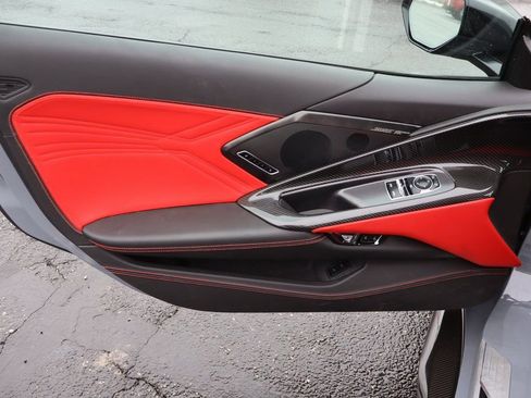 Used 2025 Chevrolet Corvette Z06 w/ Z07 Performance Package image 27