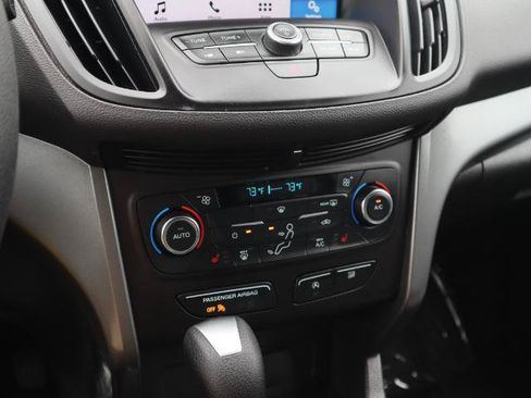 Used 2017 Ford Escape SE w/ Equipment Group 201A AWD/4WD image 20