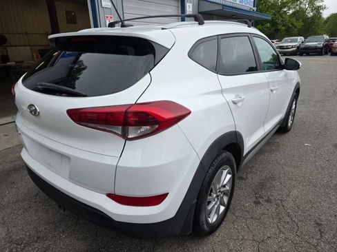 Used 2017 Hyundai Tucson SE w/ SE Popular Package 02 FWD image 5