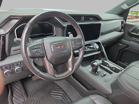 Certified 2023 GMC Sierra 1500 AT4 w/ AT4 Preferred Package AWD/4WD image 18