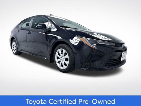 Certified 2024 Toyota Corolla LE FWD image 1