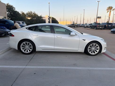Used 2018 Tesla Model S 100D AWD/4WD image 4