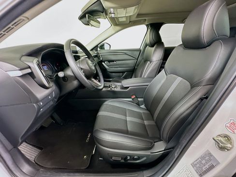 Used 2025 MAZDA CX-50 AWD 2.5 S w/ Premium Package image 13