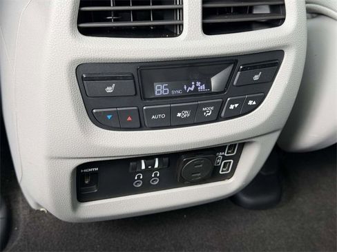 Certified 2020 Honda Pilot Elite image 12