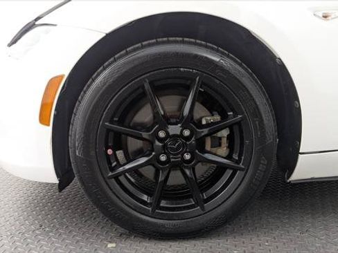 Used 2016 MAZDA MX-5 Miata Sport RWD image 18