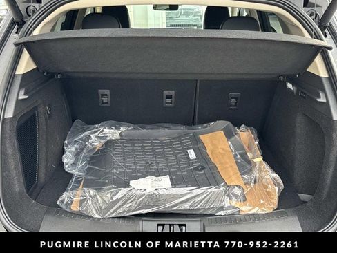 New 2026 Lincoln Corsair Premiere image 18