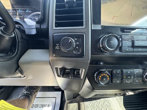 Used 2022 Ford F350 XL w/ STX Appearance Package AWD/4WD image 16
