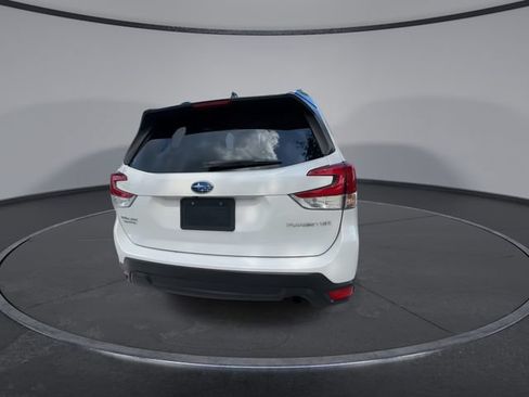 Certified 2024 Subaru Forester Premium AWD/4WD image 7
