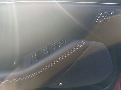 Used 2021 Ford Mustang Mach-E Premium image 13