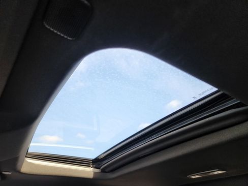 Used 2024 GMC Sierra 1500 AT4 w/ AT4 Preferred Package image 16