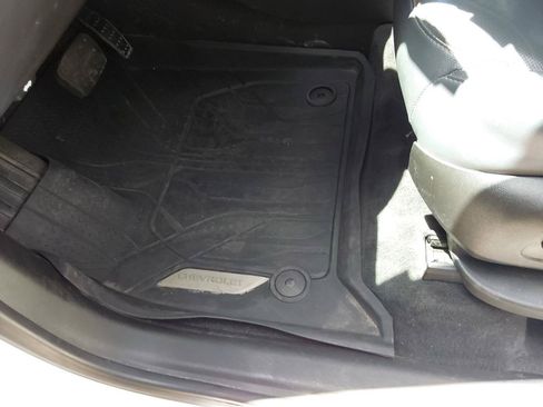 Used 2021 Chevrolet Traverse Premier w/ LPO, Floor Liner Package AWD/4WD image 28