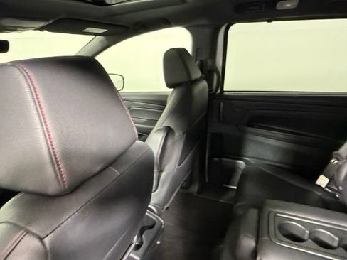 Used 2024 Honda Odyssey Sport image 37