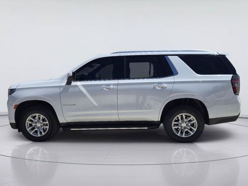 Used 2024 Chevrolet Tahoe LS RWD image 2