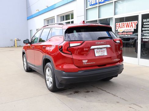 Certified 2023 GMC Terrain SLE w/ Driver Convenience Package AWD/4WD image 8