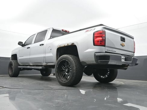 Used 2014 Chevrolet Silverado 1500 LT AWD/4WD image 28