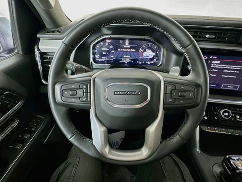 Used 2024 GMC Sierra 1500 Denali w/ Denali Reserve Package AWD/4WD image 11