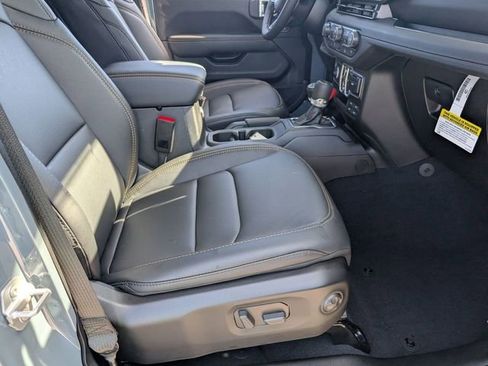 New 2026 Jeep Gladiator Sport image 29