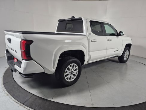 New 2025 Toyota Tacoma Limited image 4