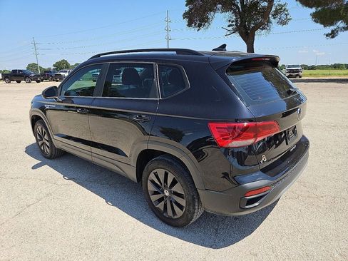 Used 2023 Volkswagen Taos S FWD image 4