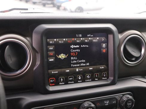 Used 2018 Jeep Wrangler Unlimited Rubicon image 16