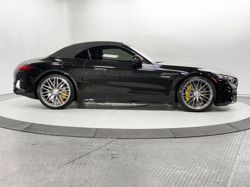 Used 2022 Mercedes-Benz SL 55 AMG 4MATIC image 37