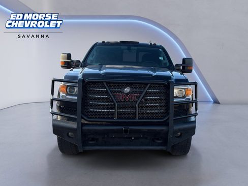 Used 2017 GMC Sierra 2500 SLT w/ All Terrain X HD Package image 8